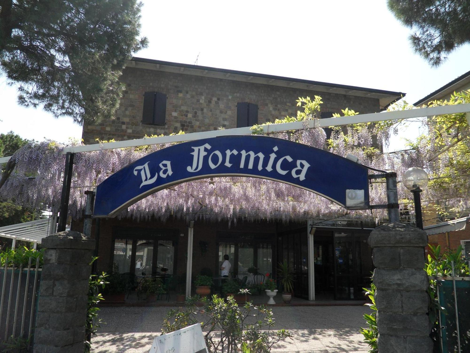 Hotel Formica Savignano sul Panaro Luaran gambar